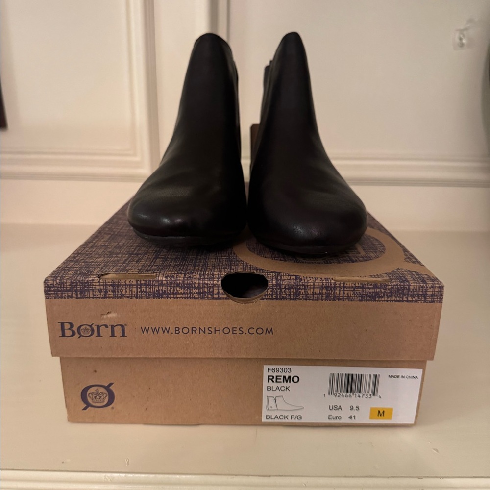 Born Black Ankle Booties Sleek Leather Design